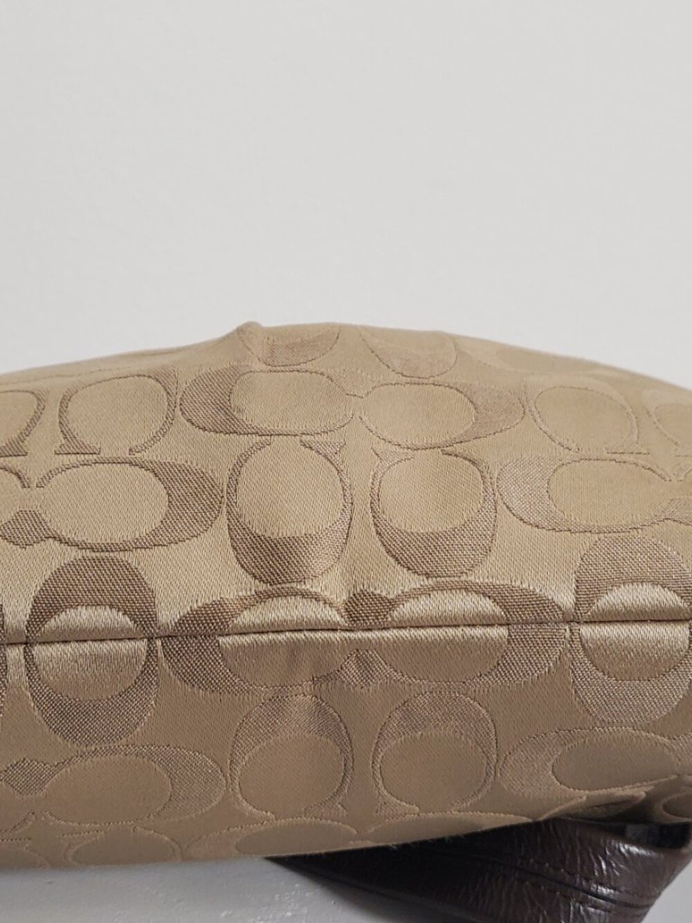 17. Coach Signature Beige Brown Hobo Shoulder - Picture 4 of 7